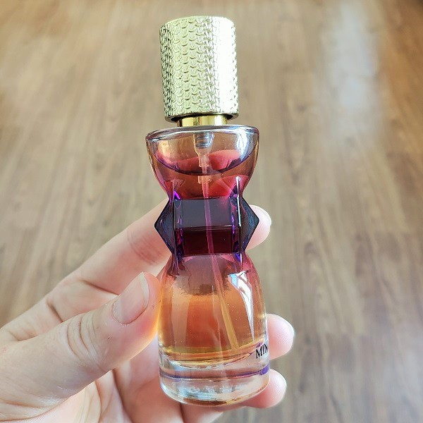 Духи Yves Saint Laurent Manifesto 