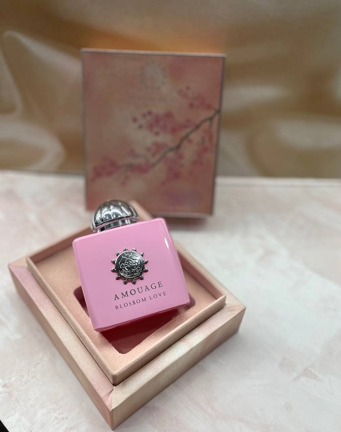Духи Amouage Blossom Love Амуаж Блосом Лав