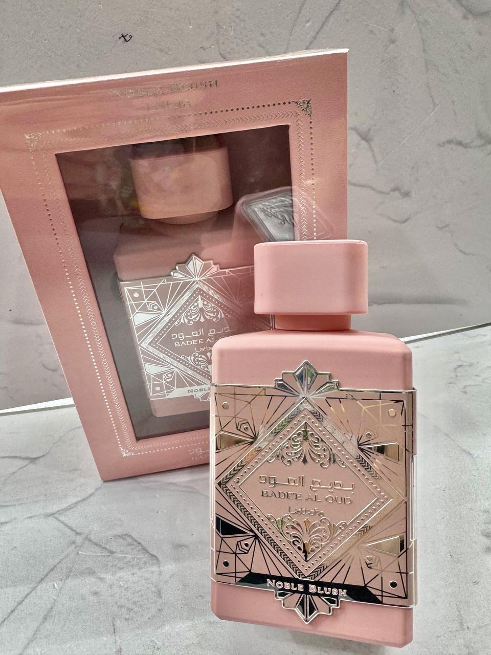 Духи Баде Аль Уд Нобл Блуш Латафа Парфюм Bade'e Al Oud Noble Blush Lattafa Perfumes 
